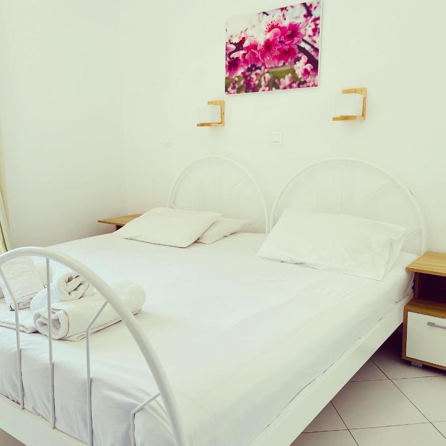 Spanos Apartments Áyios Pétros Zewnętrze zdjęcie