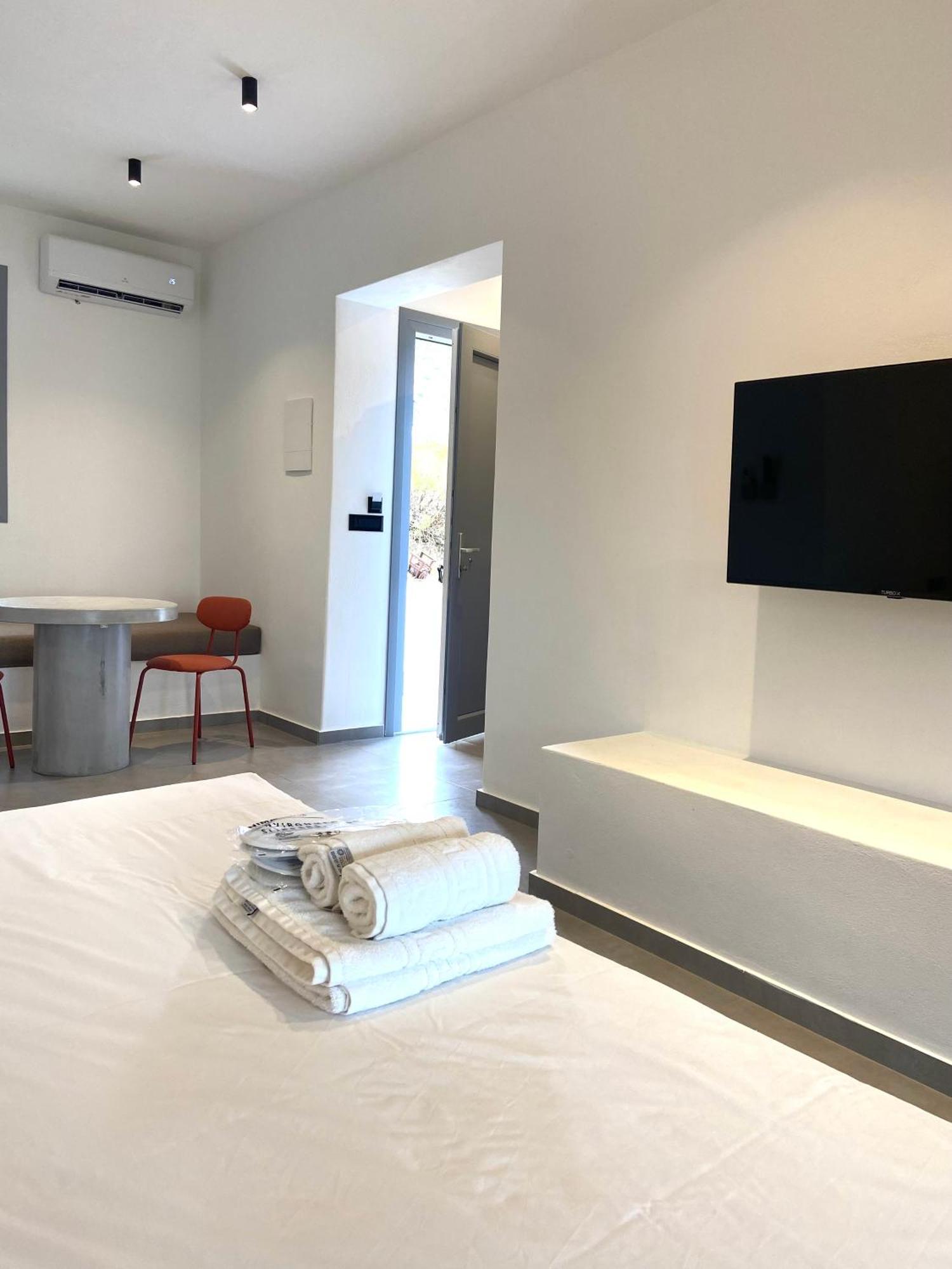 Spanos Apartments Áyios Pétros Zewnętrze zdjęcie