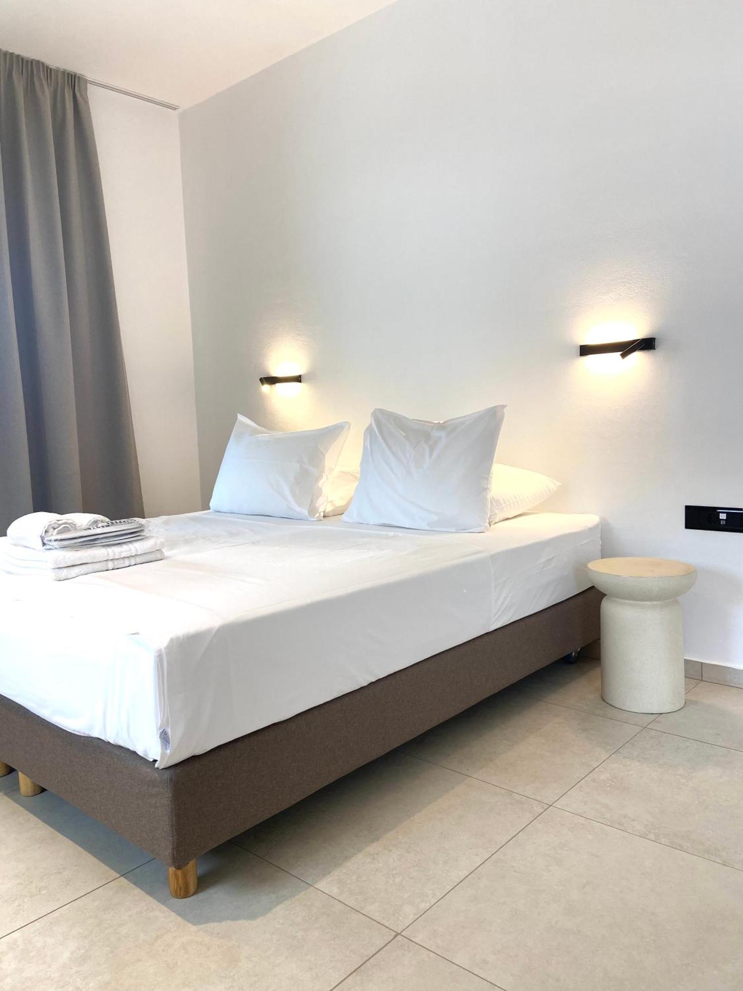 Spanos Apartments Áyios Pétros Zewnętrze zdjęcie