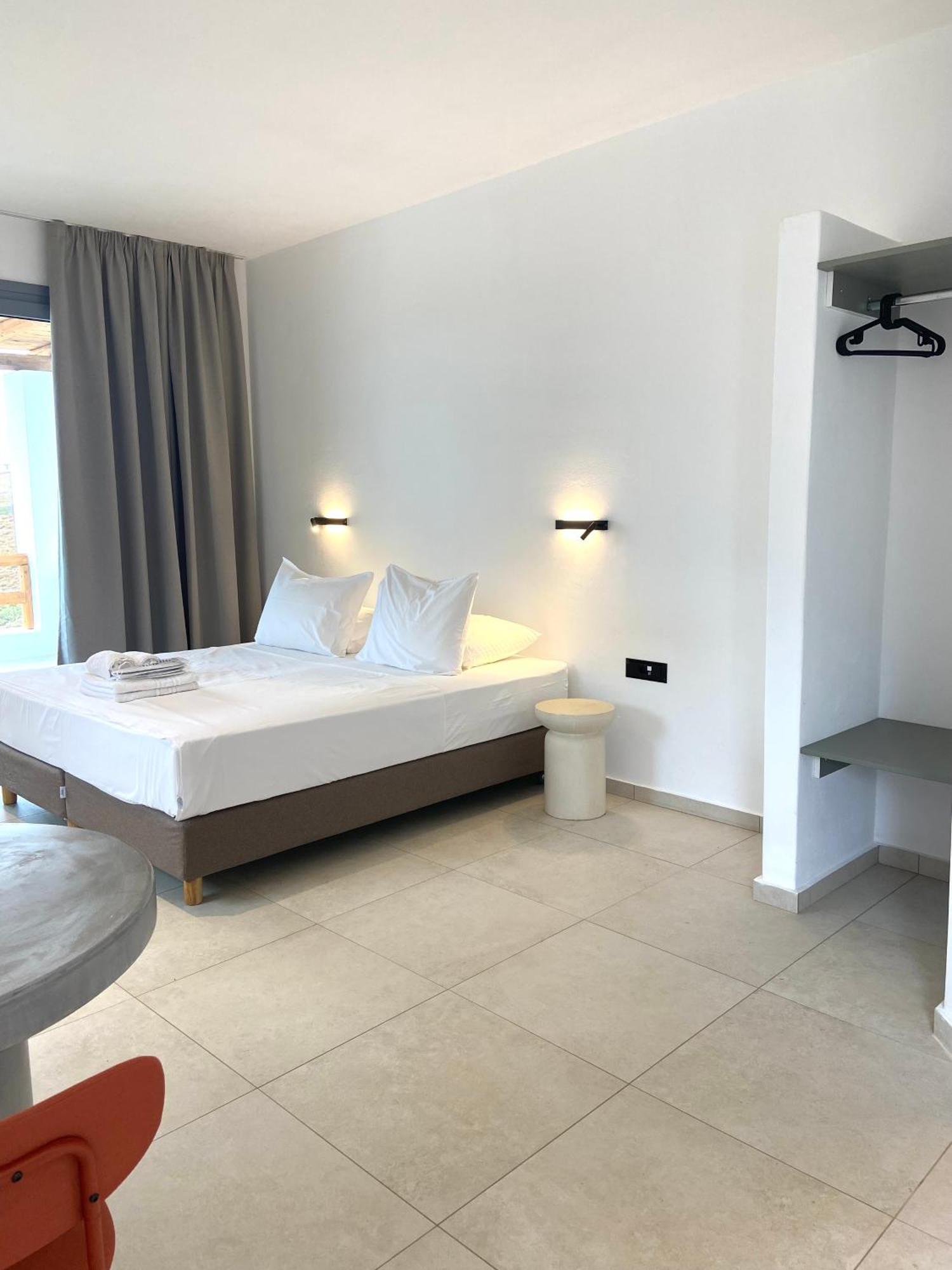 Spanos Apartments Áyios Pétros Zewnętrze zdjęcie