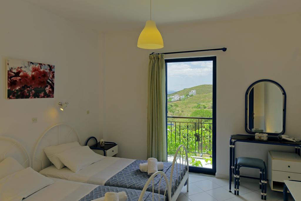 Spanos Apartments Áyios Pétros Zewnętrze zdjęcie